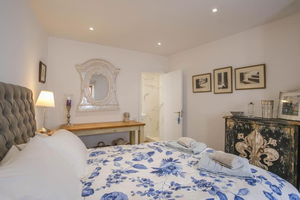 Summer Breeze Apartment, In The Historic Centre Of Lagos Luaran gambar